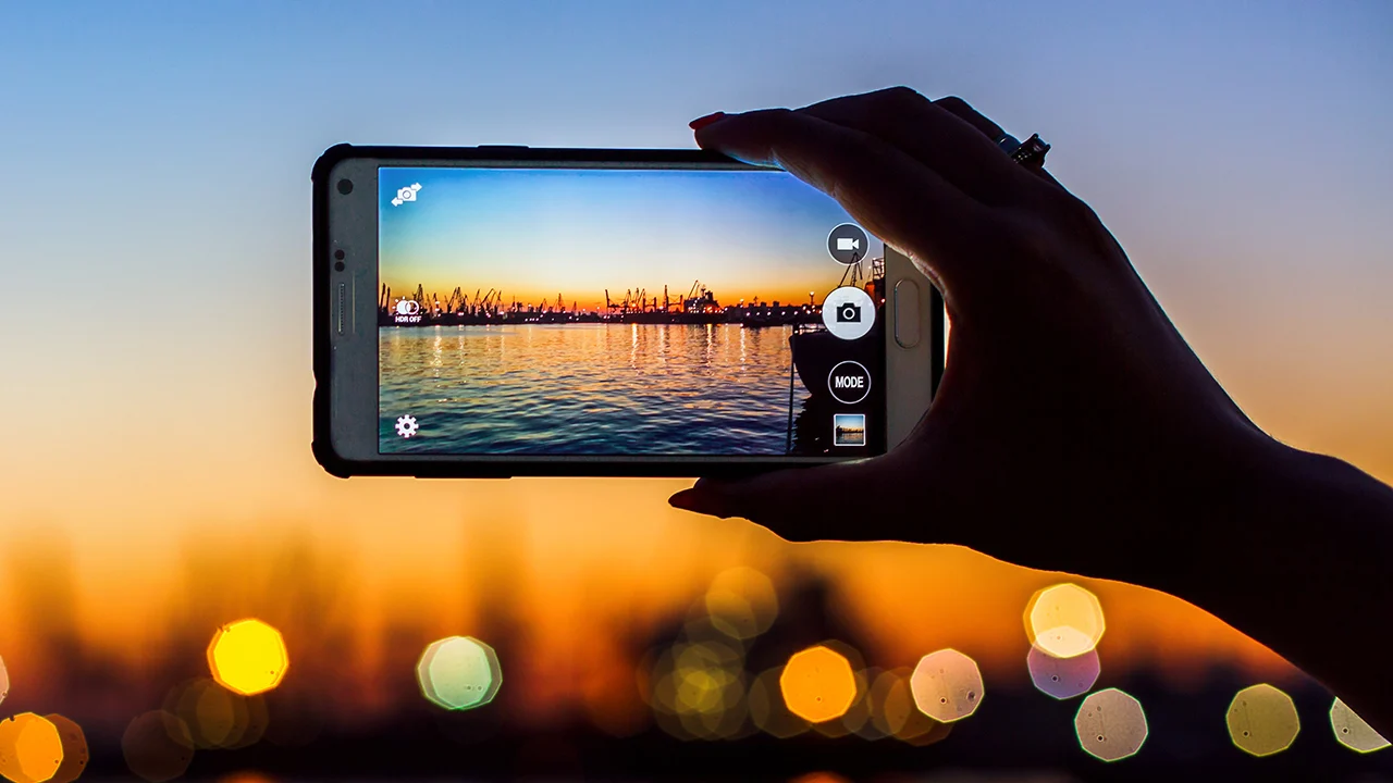 Mid Range Smartphones for Photography